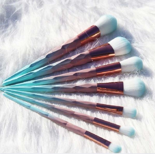 Blue Ocean Diamond Make-Up Brush